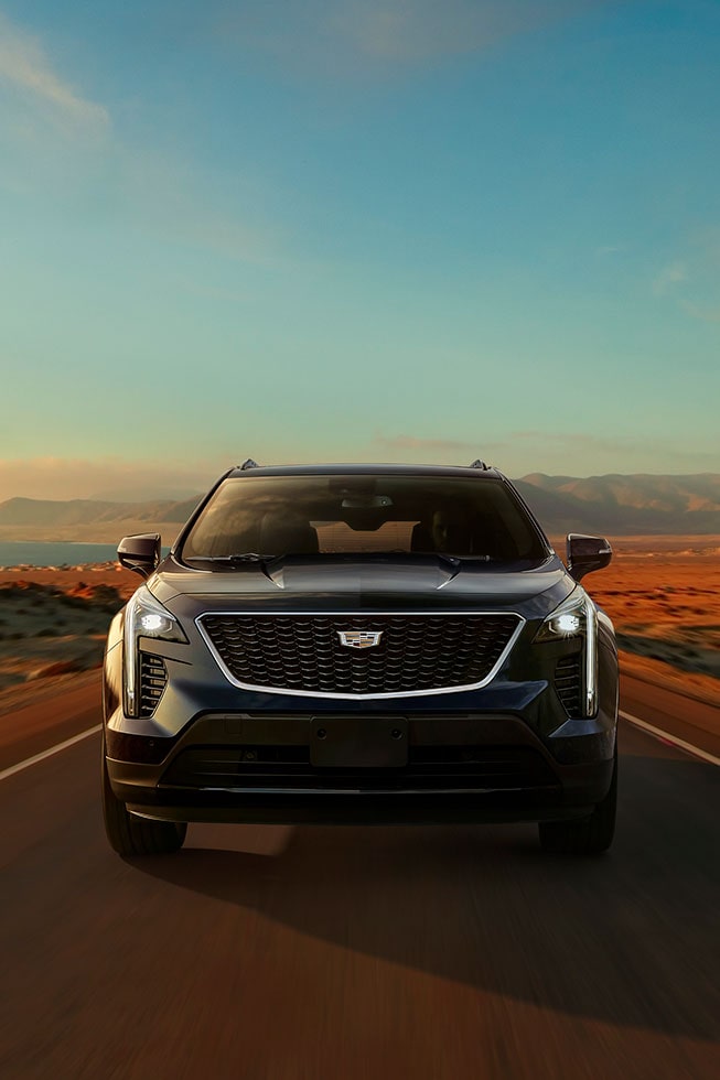 Descarga el catálogo de tu camioneta compacta de lujo, Cadillac XT4 2024